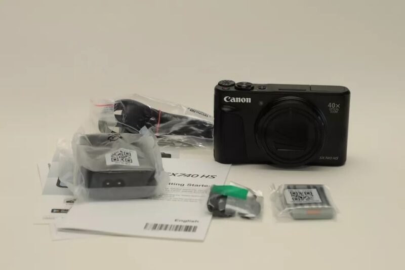 Canon PowerShot SX740 HS Digital Camera Black READY TO SEND 20.3MP SX 740